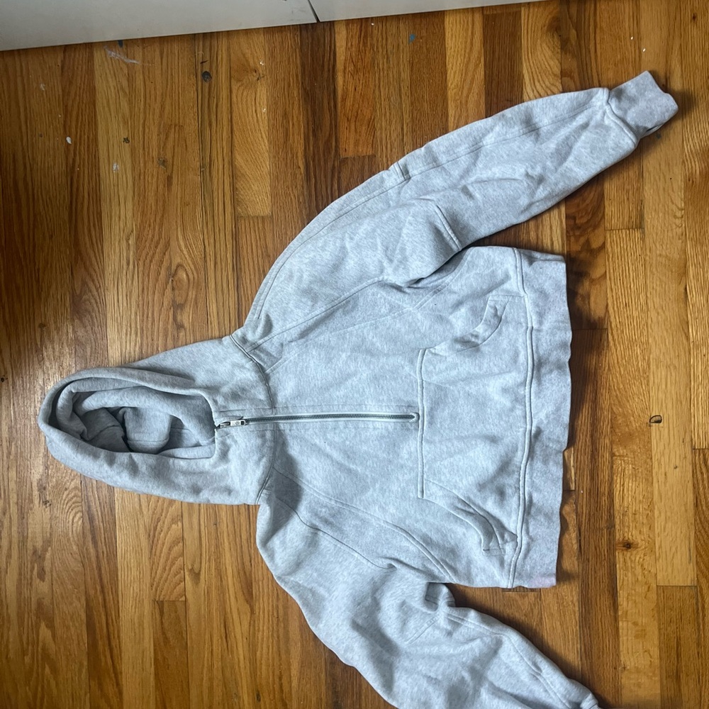 Lululemon Athletica Light Gray Zip-Up Jacket